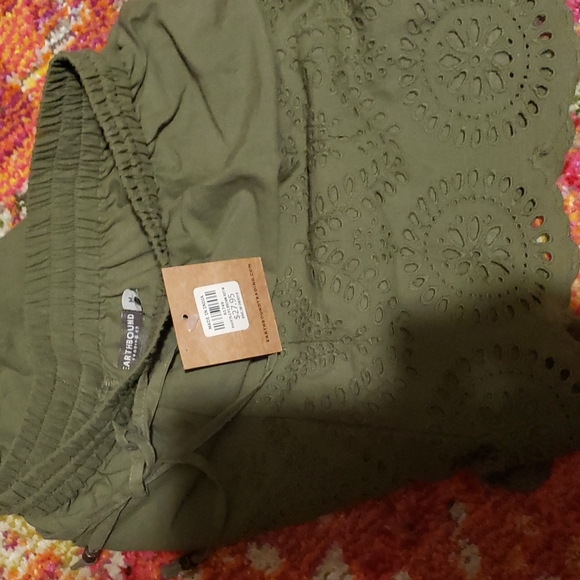 Adorable shorts from Earthbound size M - Picture 4 of 5
